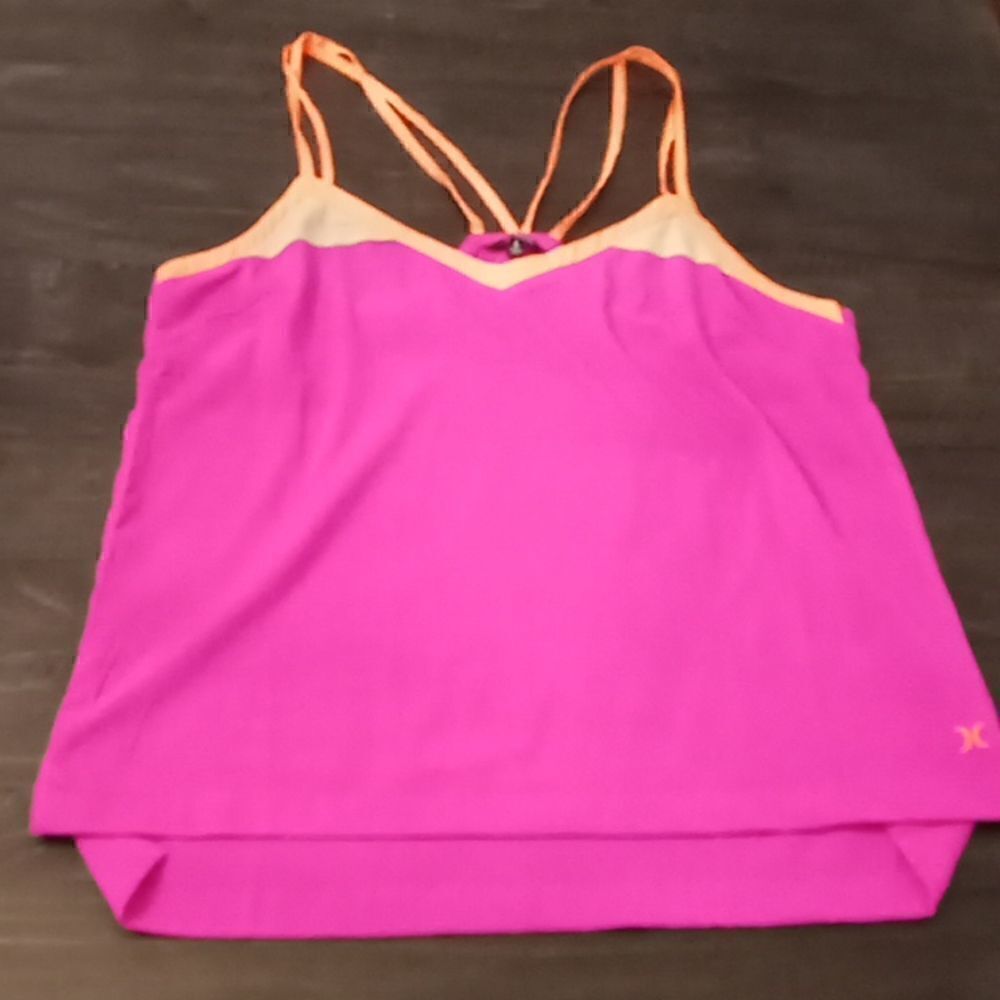 Hurley tank size L great condition like new